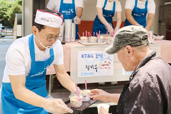 KT&G 지배구조 최우등생의 '옥에 티' 공익법인의 자사주 보유, 방경만 해결할까 
