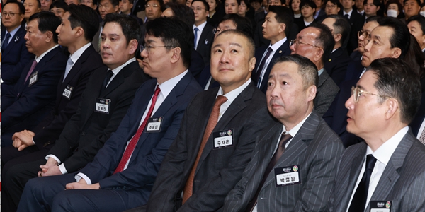 [Who Is ?] 조현준 효성그룹 회장 겸 효성 대표이사 
