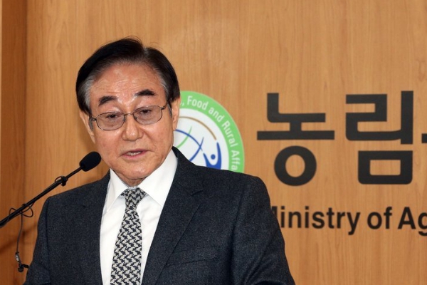 마사회장은 정권교체 논공행상 좋은 자리에 불과한가, 역대 마사회장 불편한 이력 