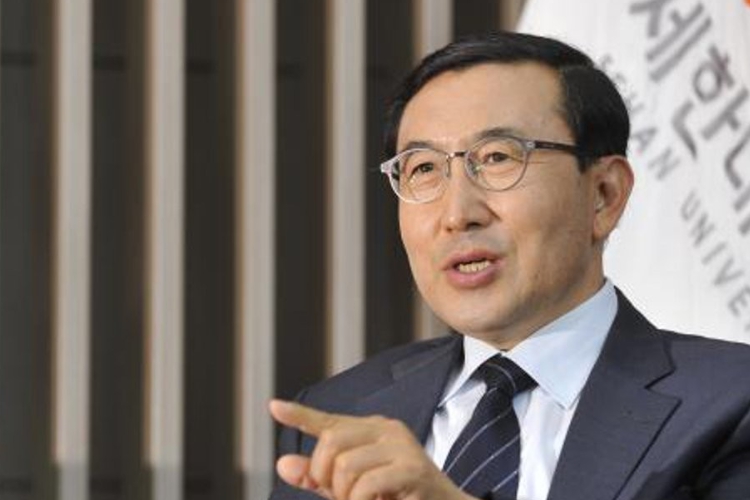 이승훈 세한대 총장은 오뚝이? '교비 횡령' 복권 뒤 복귀해 다시 등록금 빼돌리기 논란