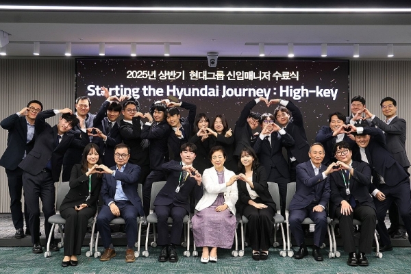 현대엘리베이터에서 외부세력 완전히 떼내려는 현정은, 사모펀드 H&Q에 3100억 상환 온힘 
