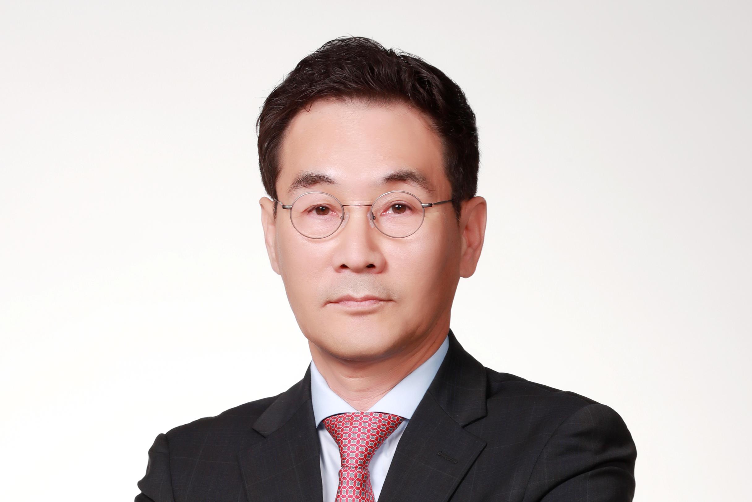 CEO가 읽고 CEO를 읽는 C-journal