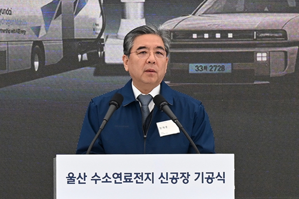 정의선의 현대차 3인 대표 체제는 정몽구 때와 어떻게 다른가, 장재훈 이승조의 존재감 