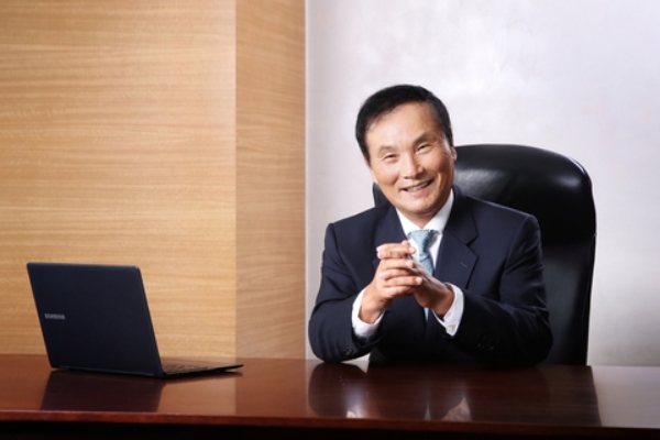 골프존 '주주가치' 내걸고 자사주 계속 매입했는데, 주주 소각 요구에 김영찬 일단 '침묵' 