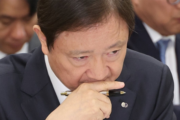 금감원장 이찬진 농협생명 비리서 농협중앙회 내부통제 의문 던져, 농협 출신 비상임이사는 뭘 하나 