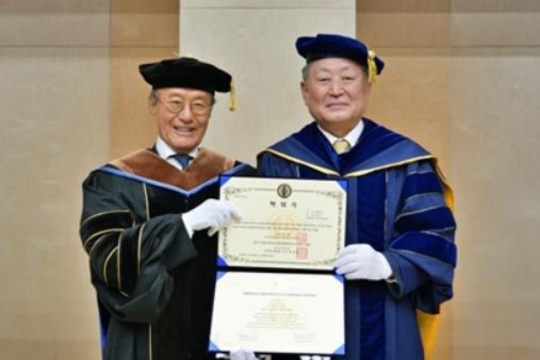 미스토홀딩스 이사회 겉으론 독립성 확보, 들여다 보면 윤윤수·윤근창 부자에 의사결정권 집중